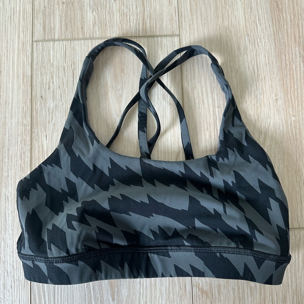 Lululemon Energy Bra Size 4 | Black Gray Print Medium Support Sports Bra